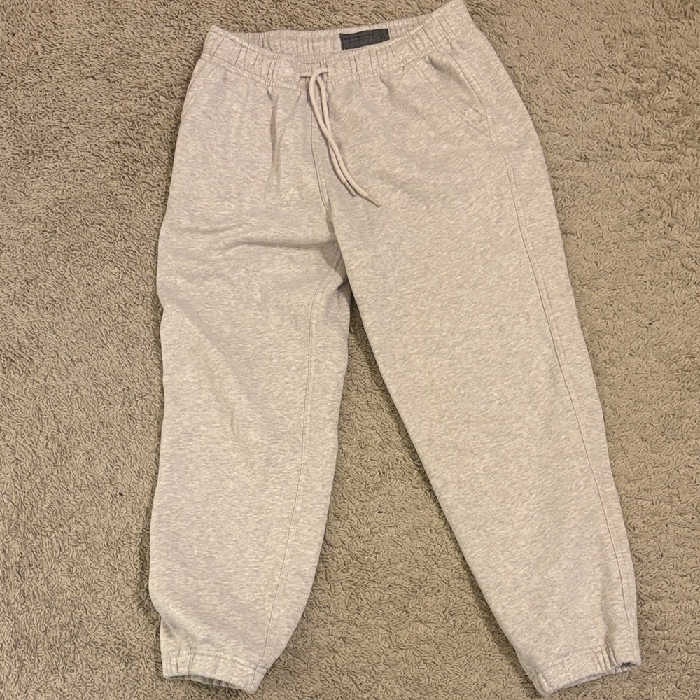 Abercrombie & Fitch cream-oatmeal colored soft essentials Sweatpants